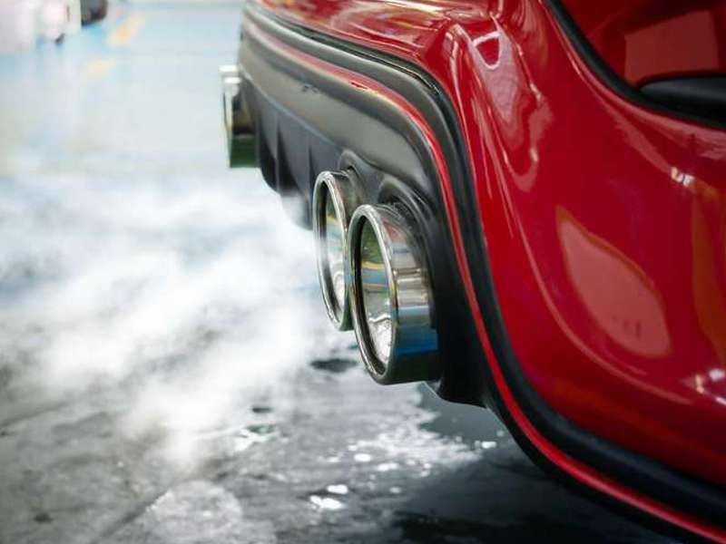 Ispusni sustav za auto