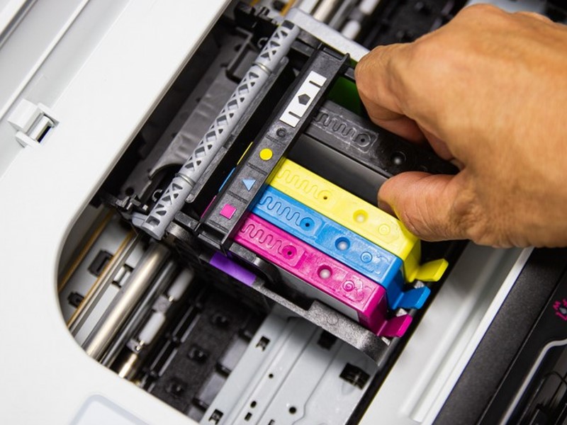 Povoljna tinta za printer